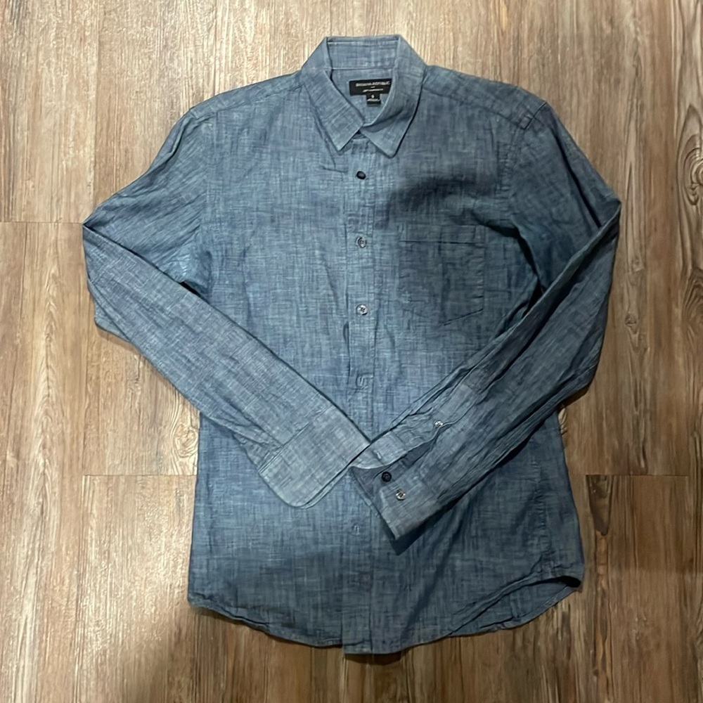 Banana Republic button up shirt